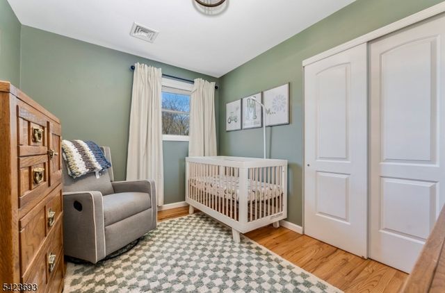 64 Ellis Rd, Holland Twp., NJ 08848