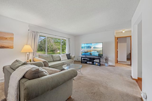 13401 Arrowood Lane N, Dayton, MN 55327