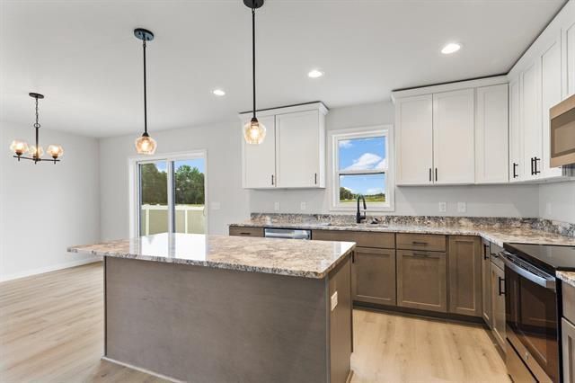 10423 N Stone Barn Drive, Milton, WI 53563