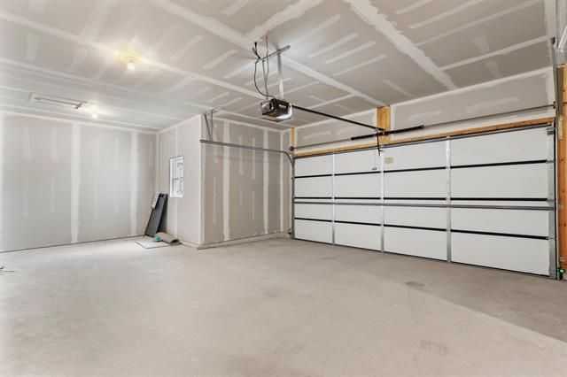 10423 N Stone Barn Drive, Milton, WI 53563
