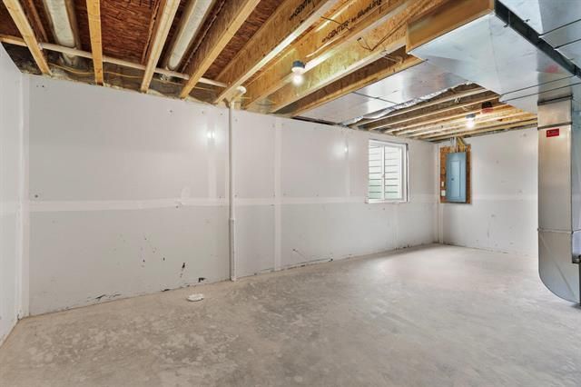10423 N Stone Barn Drive, Milton, WI 53563