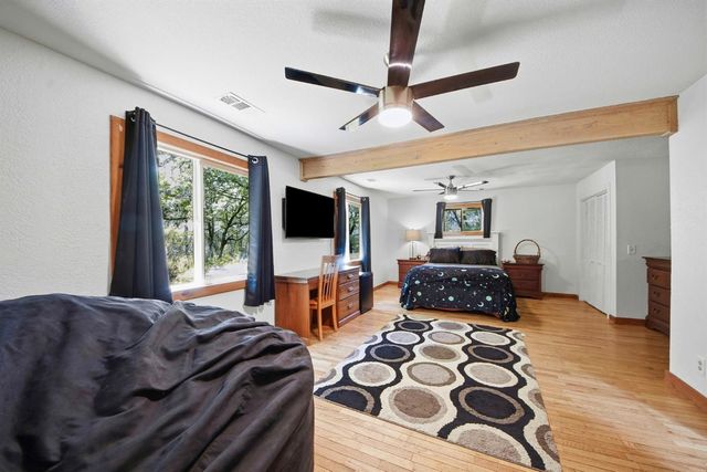 24912 Connie Ct, Auburn, CA 95602