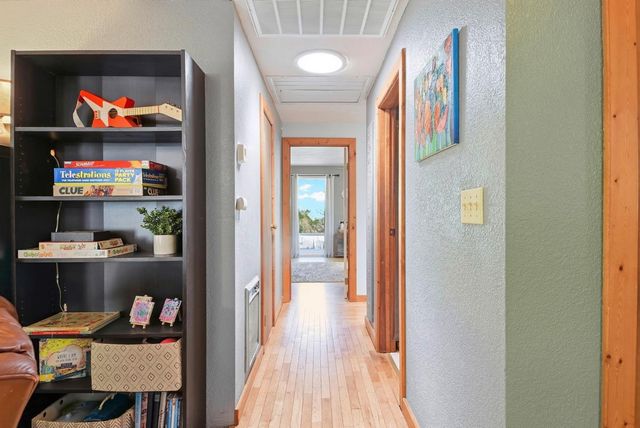 24912 Connie Ct, Auburn, CA 95602