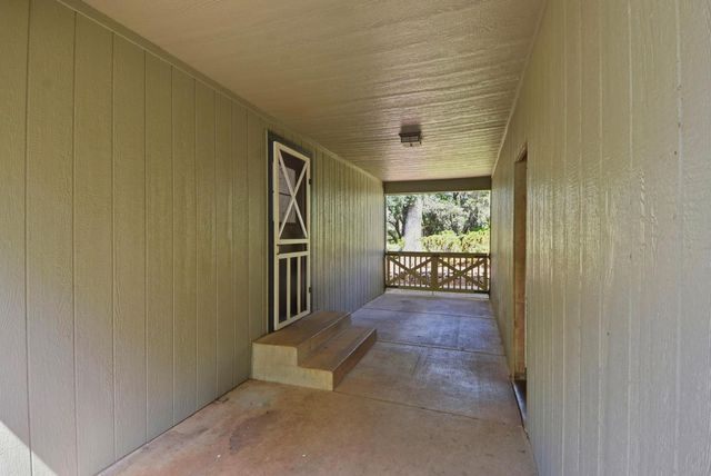 24912 Connie Ct, Auburn, CA 95602