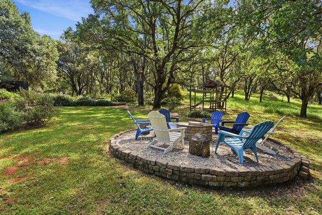 24912 Connie Ct, Auburn, CA 95602