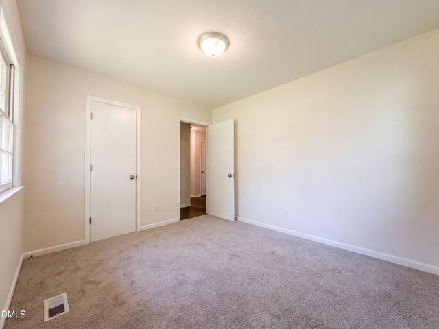 7539 Overbrook Drive, Fayetteville, NC 28303