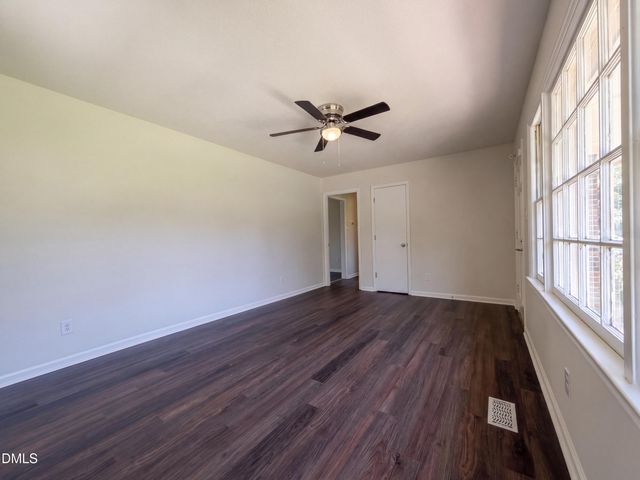 7539 Overbrook Drive, Fayetteville, NC 28303