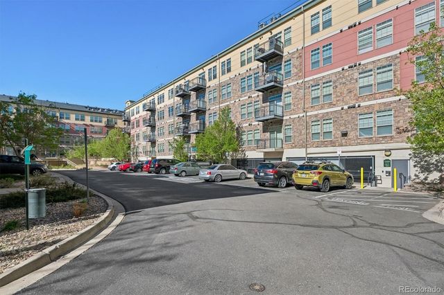 13456 Via Varra 221, Broomfield, CO 80020