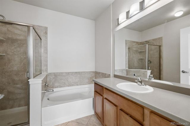 13456 Via Varra 221, Broomfield, CO 80020