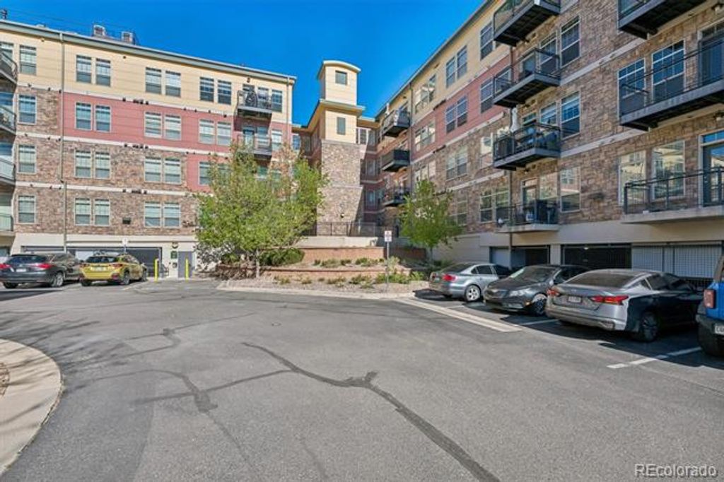 13456 Via Varra 221, Broomfield, CO 80020