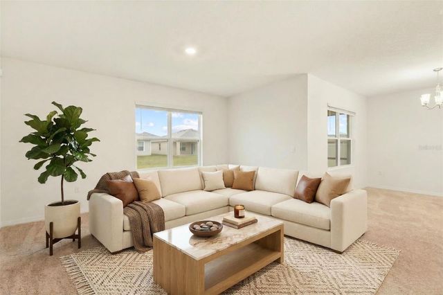 943 SUMMER GLEN DRIVE, Winter Haven, FL 33880