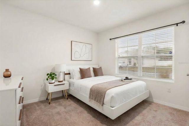 943 SUMMER GLEN DRIVE, Winter Haven, FL 33880