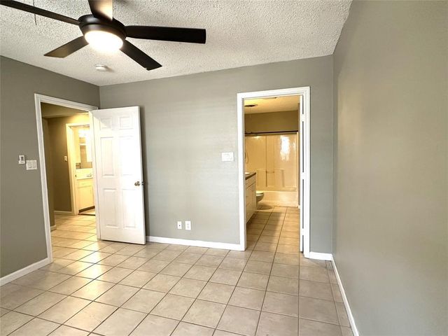 1104 Kinney Ave A, Austin, TX 78704