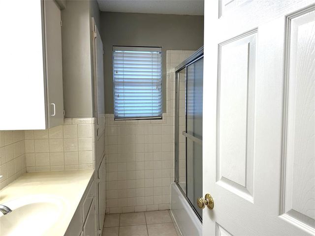 1104 Kinney Ave A, Austin, TX 78704