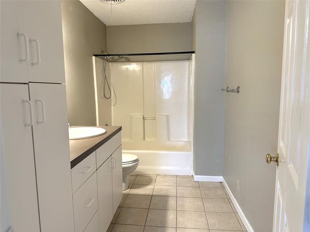 1104 Kinney Ave A, Austin, TX 78704