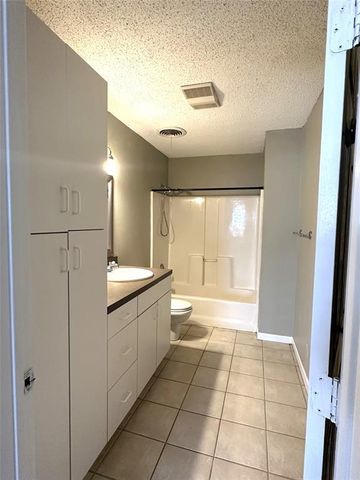 1104 Kinney Ave A, Austin, TX 78704