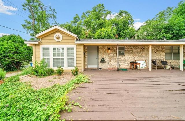 1104 Kinney Ave A, Austin, TX 78704