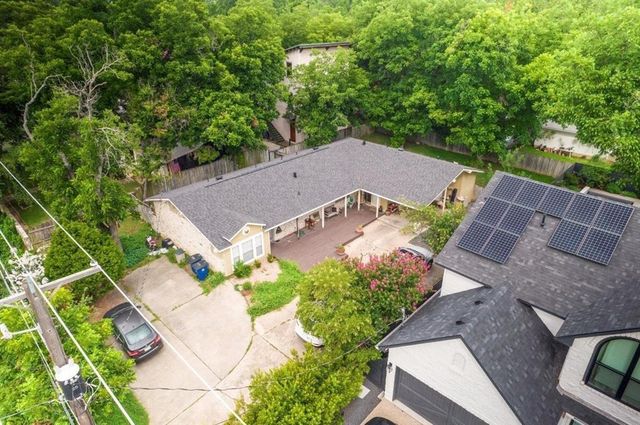 1104 Kinney Ave A, Austin, TX 78704