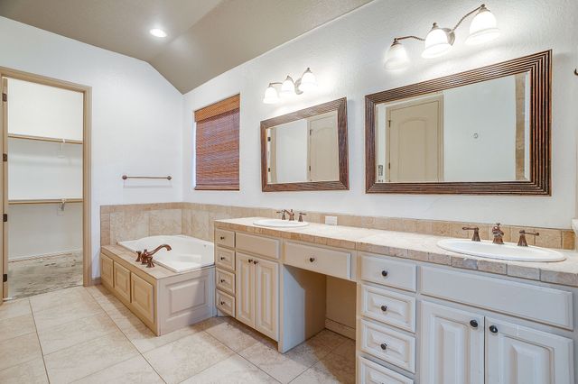 9704 Trinity Court, Granbury, TX 76049