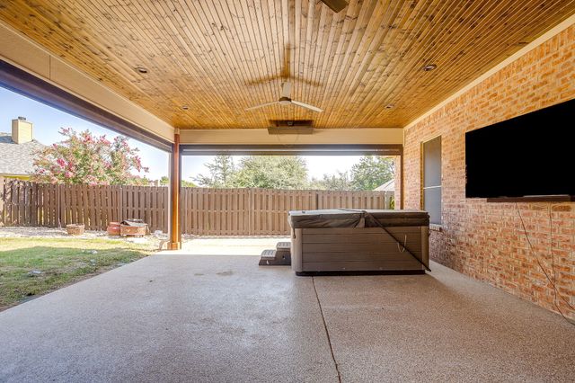 9704 Trinity Court, Granbury, TX 76049