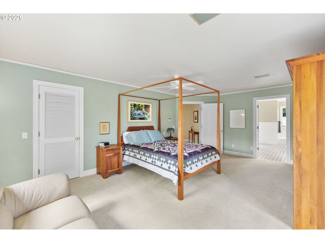 11812 Sw 17TH Ave, Portland, OR 97219