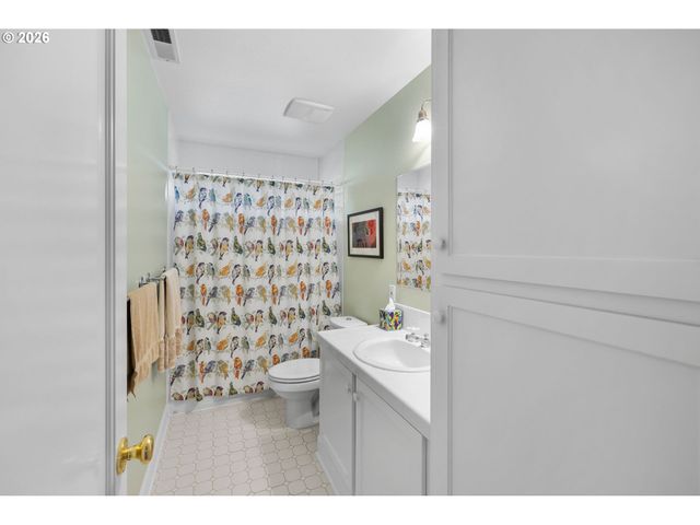 11812 Sw 17TH Ave, Portland, OR 97219