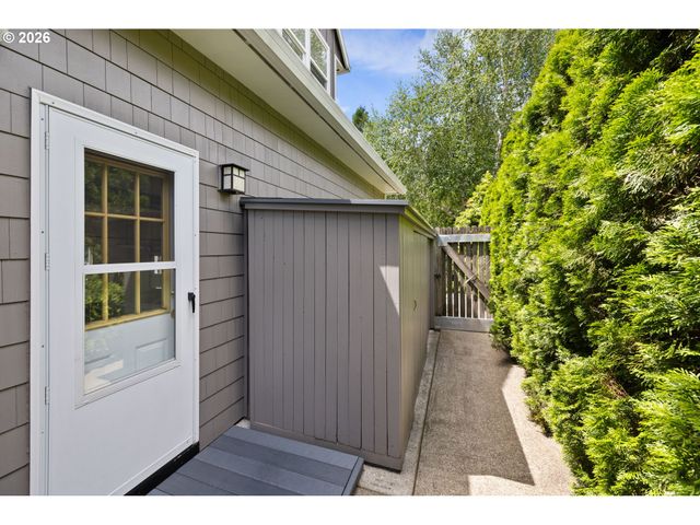 11812 Sw 17TH Ave, Portland, OR 97219