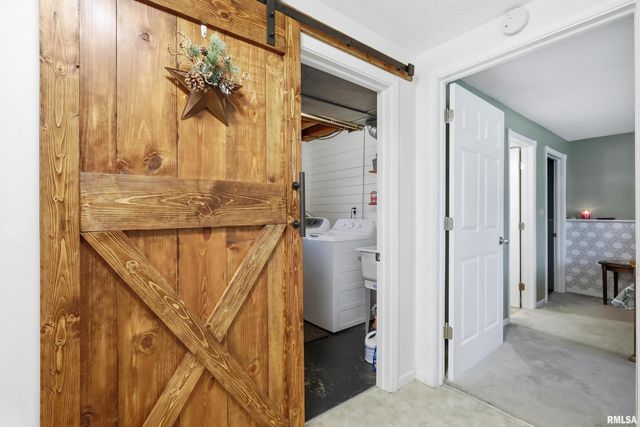 3309 WINSTON Drive, Bettendorf, IA 52722