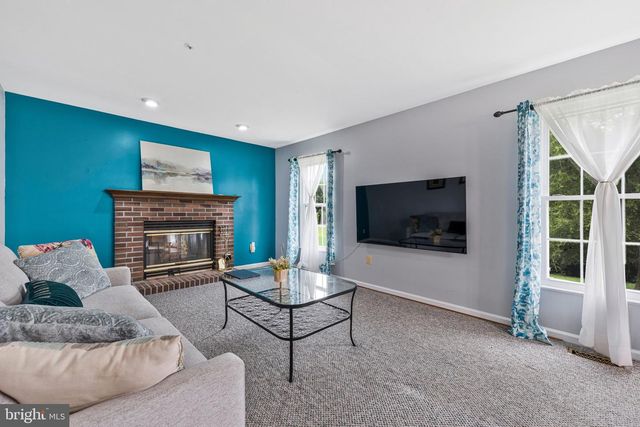 8507 BATES DR, Bowie, MD 20720