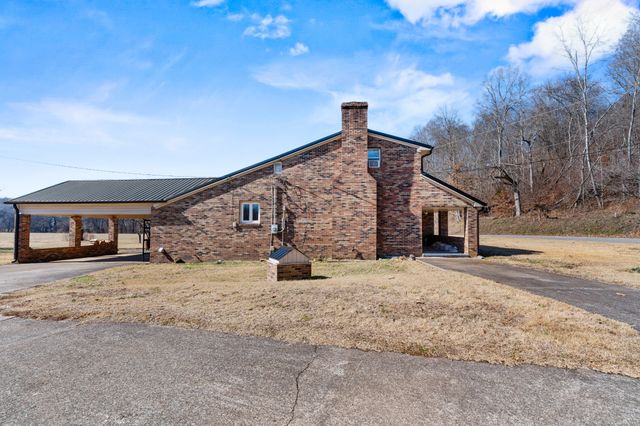222 Gillum Hollow Rd, Indian Mound, TN 37079
