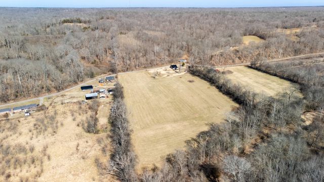 222 Gillum Hollow Rd, Indian Mound, TN 37079