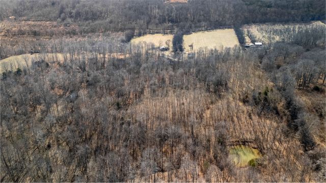 222 Gillum Hollow Rd, Indian Mound, TN 37079