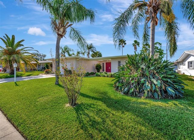 13850 SUNSET DRIVE, Largo, FL 33774
