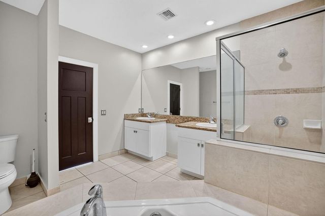 3024 NE 5th Terrace 10, Wilton Manors, FL 33334