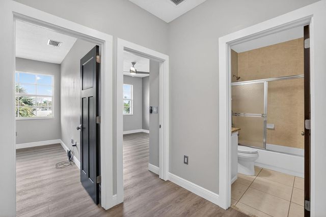 3024 NE 5th Terrace 10, Wilton Manors, FL 33334