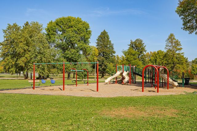 1646 2nd Street SE, Rochester, MN 55904