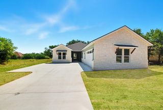 226 Sunday DR, Burnet, TX 78611