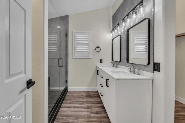 3283 E BONANZA Road, Gilbert, AZ 85297