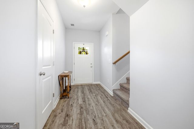 6353 Woodland Station Drive, Lula, GA 30554