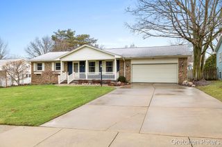 6852 Aleda Avenue Se, Gaines Twp, MI 49508