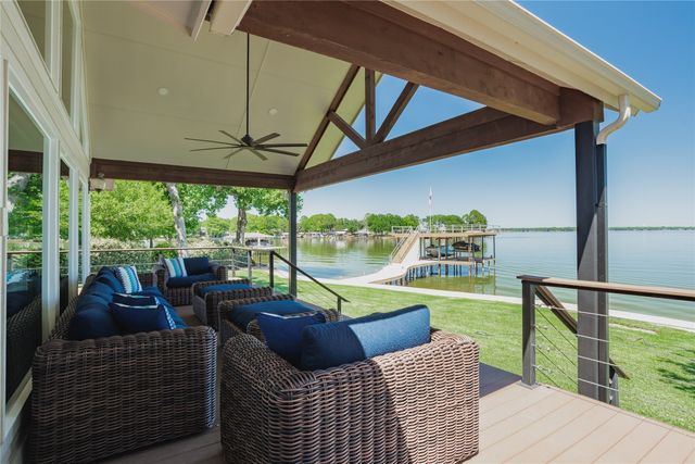 1716 Luau Court, Tool, TX 75143