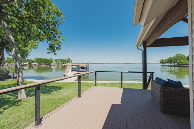 1716 Luau Court, Tool, TX 75143