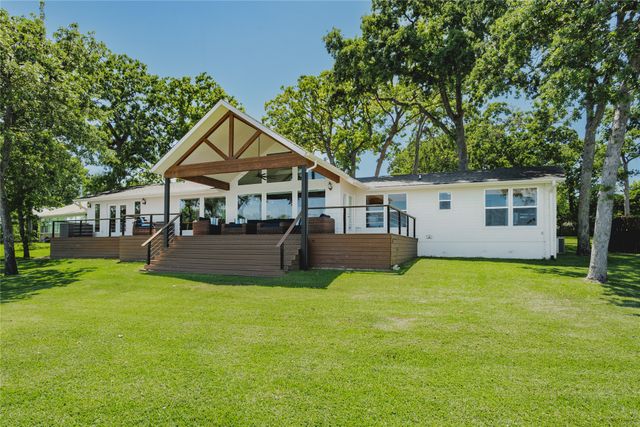 1716 Luau Court, Tool, TX 75143