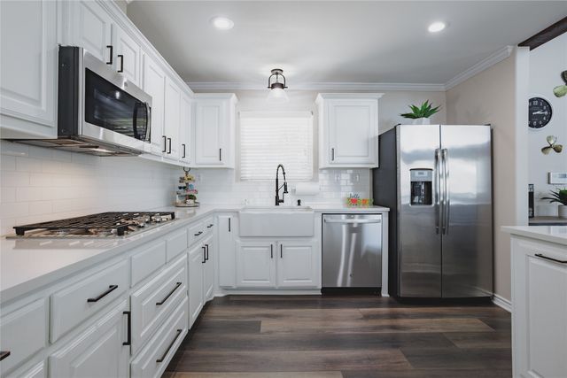 1716 Luau Court, Tool, TX 75143