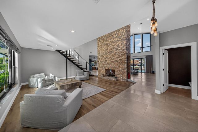 4000 NE 23rd Avenue, Lighthouse Point, FL 33064