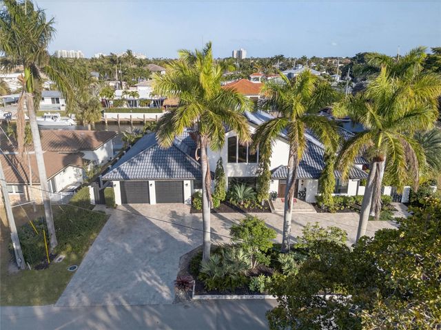 4000 NE 23rd Avenue, Lighthouse Point, FL 33064