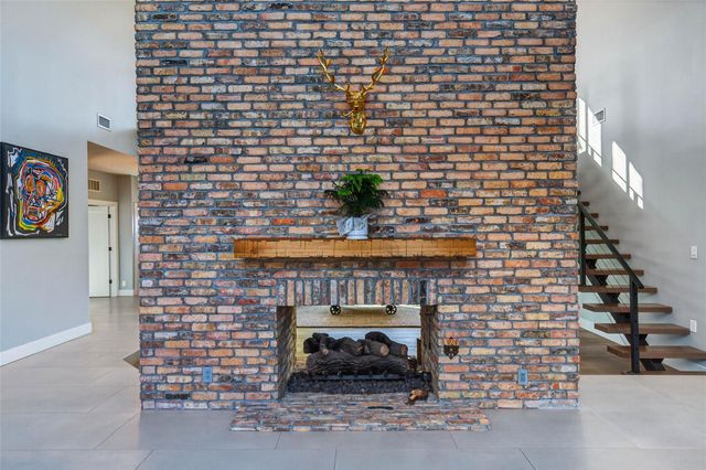 4000 NE 23rd Avenue, Lighthouse Point, FL 33064