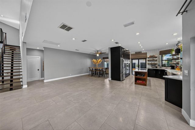 4000 NE 23rd Avenue, Lighthouse Point, FL 33064