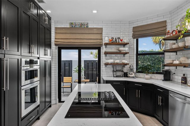 4000 NE 23rd Avenue, Lighthouse Point, FL 33064