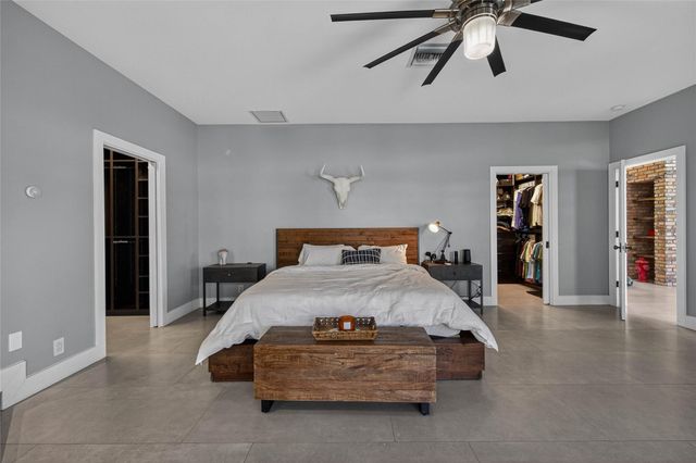 4000 NE 23rd Avenue, Lighthouse Point, FL 33064